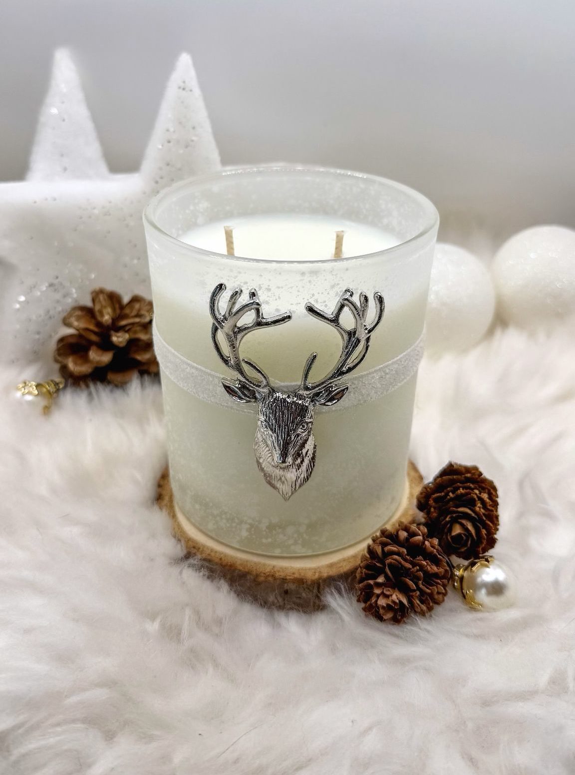 Cerf d’Hiver Blanc🦌– 300 g (Collection de Noël)