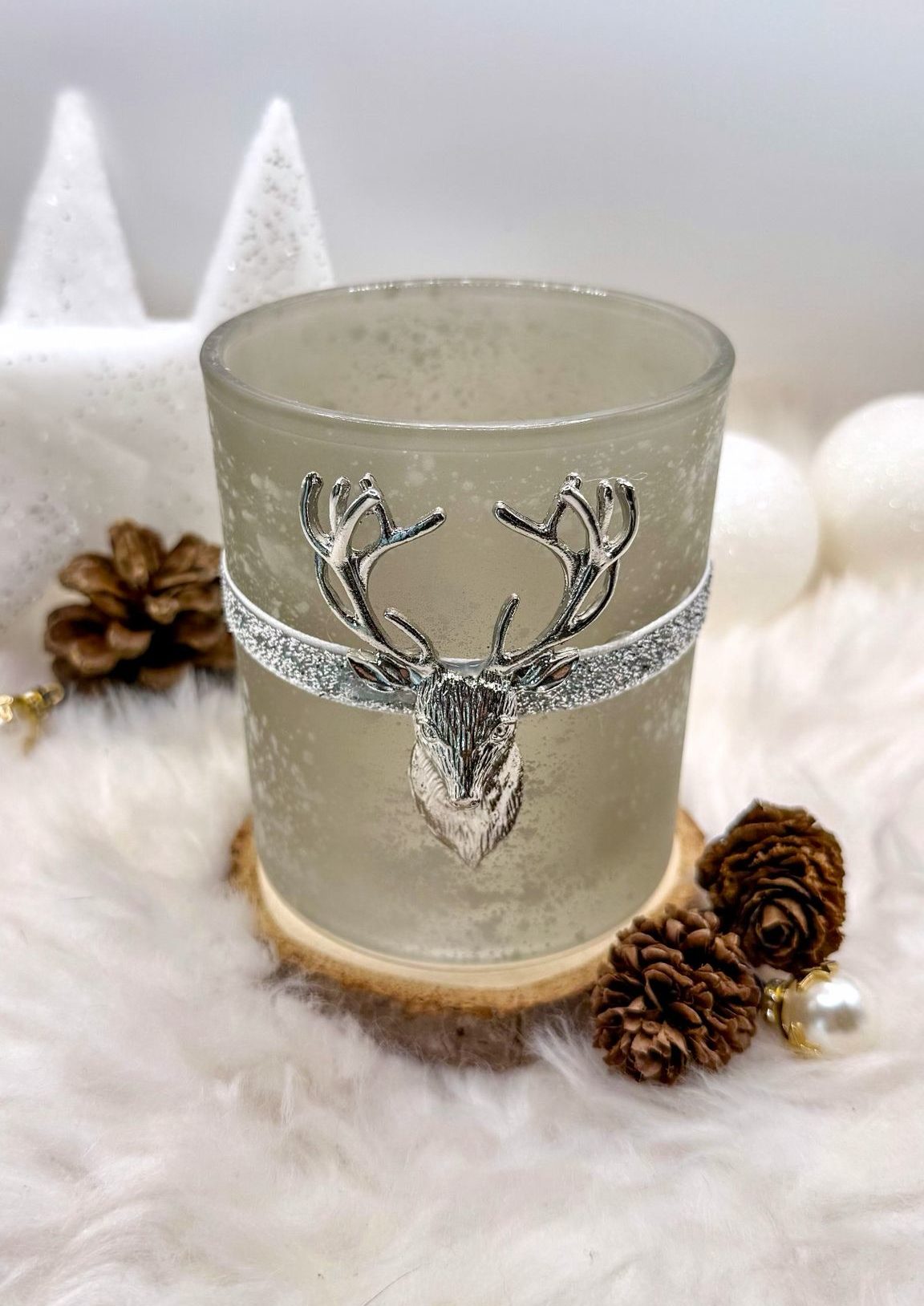 Cerf d’Hiver Gris🦌– 300 g (Collection de Noël)